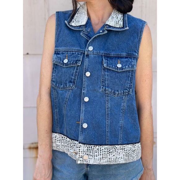 VTG Don’t Mess With Texas Denim Western Vest Country Chic Sz M Rodeo Snake Print - Picture 1 of 8